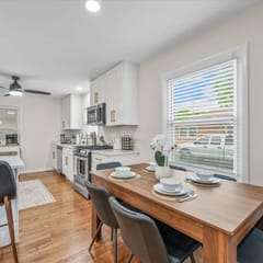 Libertyville Getaway