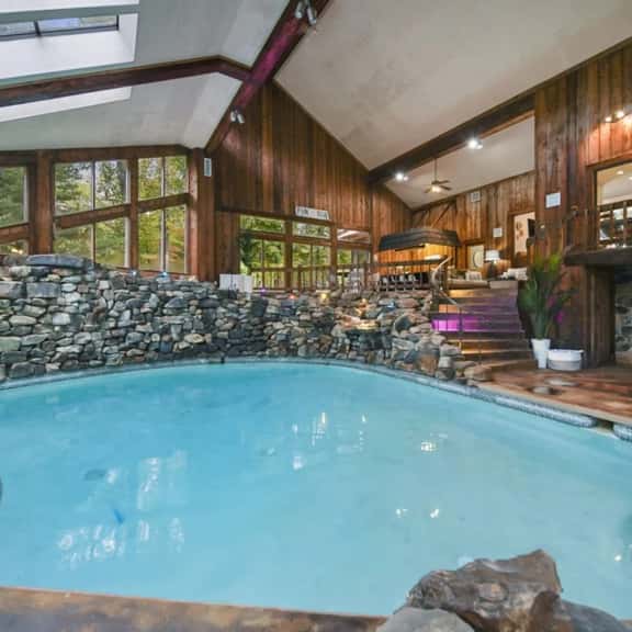Forest Park Lodge - Image 1