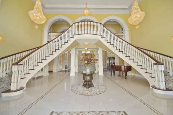 Lakeview Manor of Chicagoland