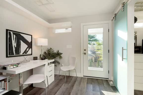 Modern Pool Home Bedroom 1
