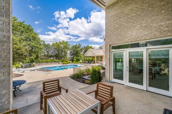 Posh Vacation Home: Pool + Outdoor Kitchen & Bar - Image 3