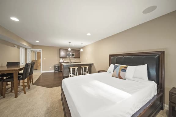 Fishers Retreat Bedroom 1