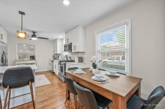 Libertyville Getaway